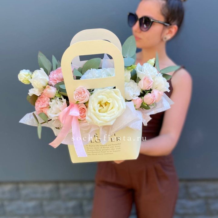 Цветочная сумочка "Рафаэль" в Новочеркасске