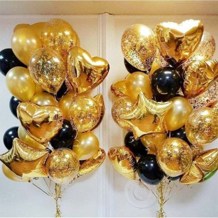 Фонтан шаров "Чёрное золото" в Новочеркасске