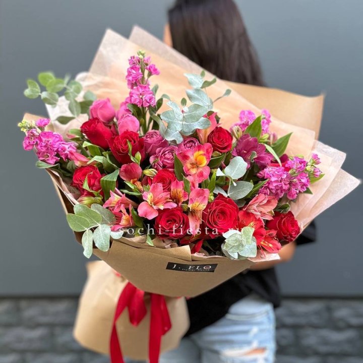 Дизайнерский букет №3 в Новочеркасске