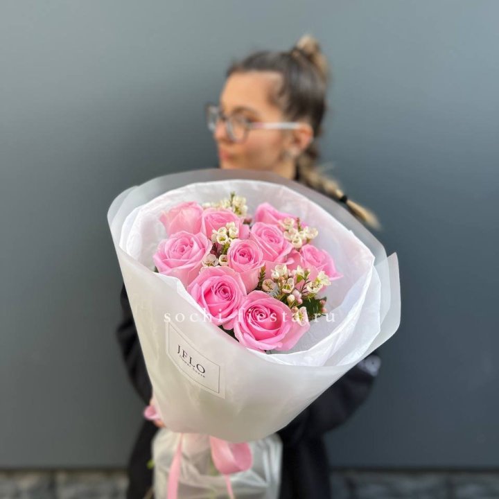 Букет розовых роз  в Новочеркасске