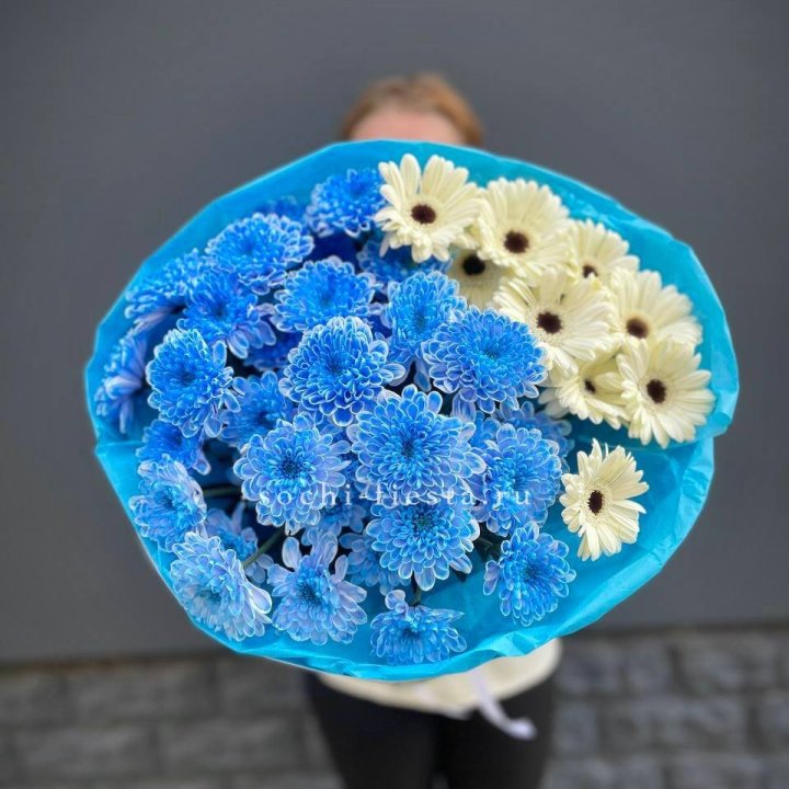 Букет хризантем и гербер в Новочеркасске