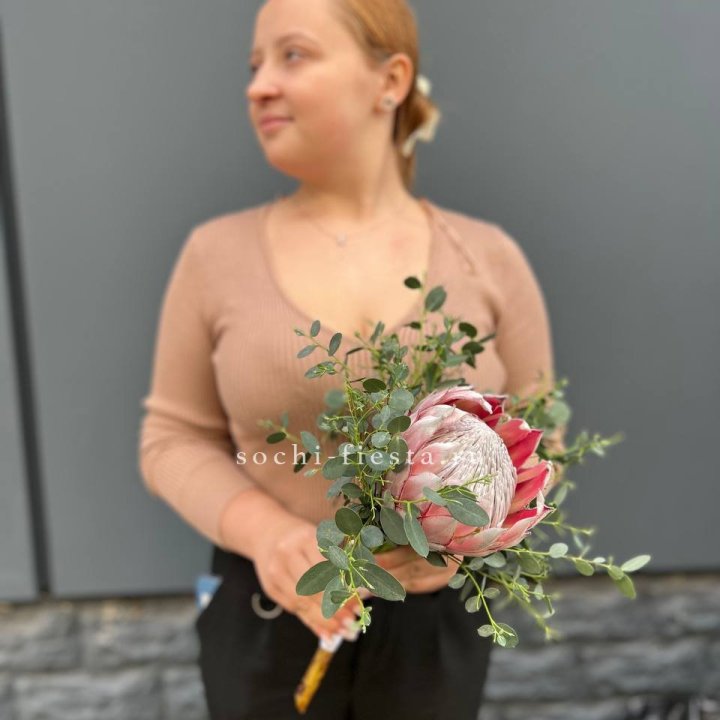 Свадебный букет "Протея" в Новочеркасске