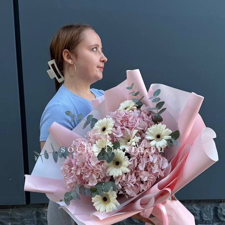 Букет "Знак любви" в Новочеркасске