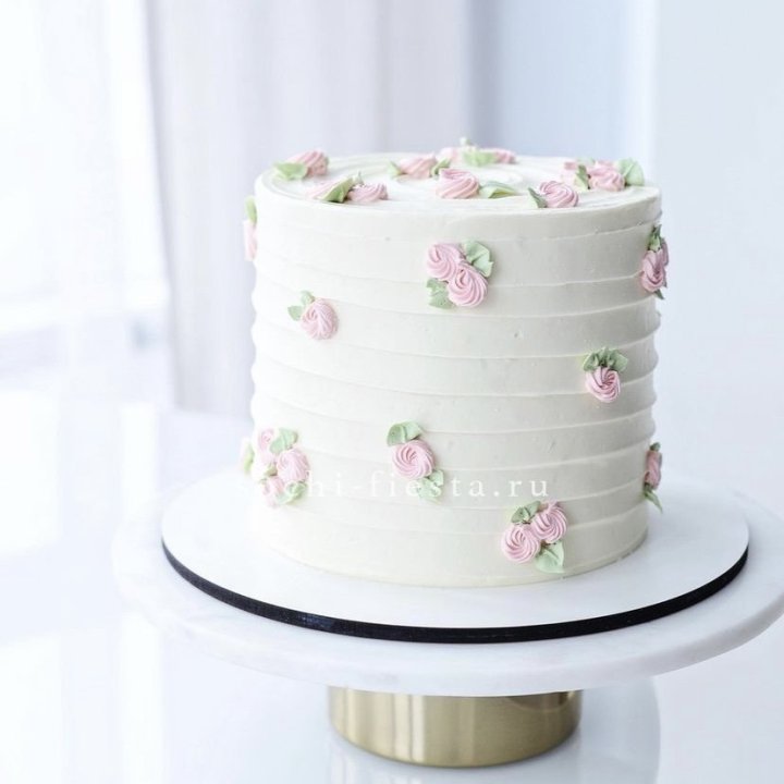 Торт "Розы в снегу" в Новочеркасске