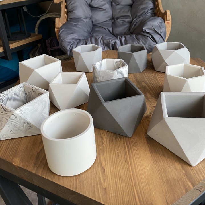 Дизайнерское кашпо в Новочеркасске