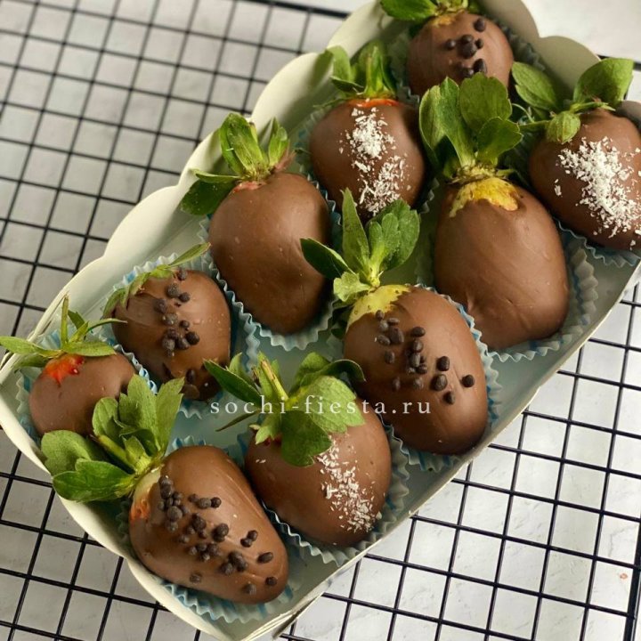 Клубника в шоколаде 10 ягод в Новочеркасске