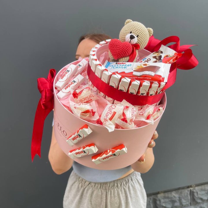 Бокс киндерами и раффаэлло 2 в Новочеркасске