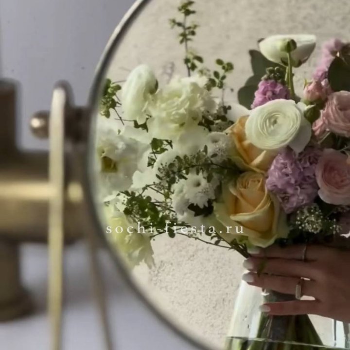 Цветочная подписка "Пакет средний" в Новочеркасске