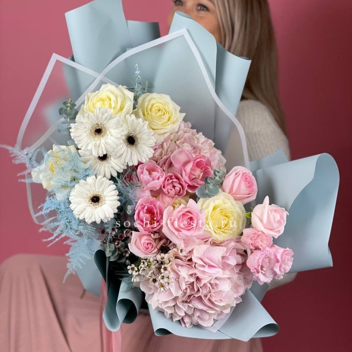 Дизайнерский букет "Адель" в Новочеркасске