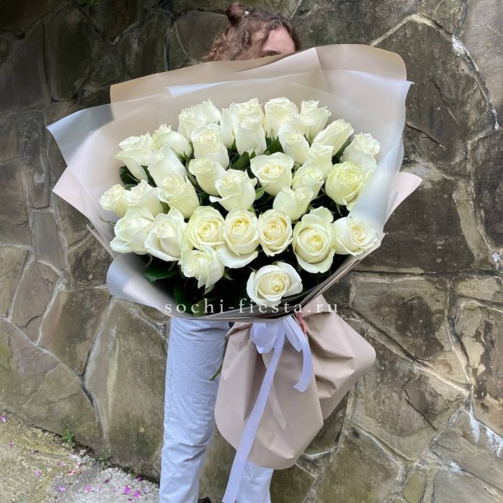 35 голландских роз в Новочеркасске