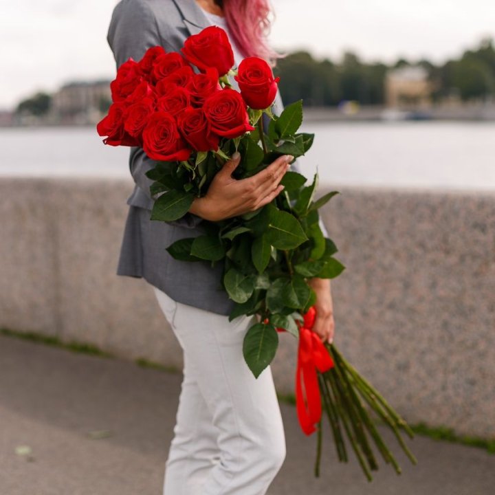 15 метровых голландских роз в Новочеркасске