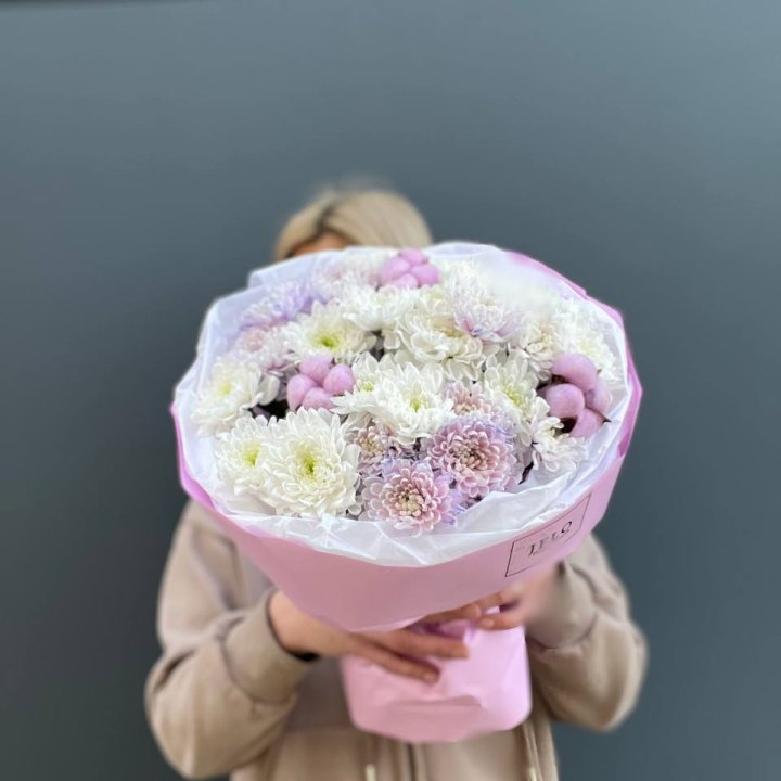 7 нежных хризантем в Новочеркасске
