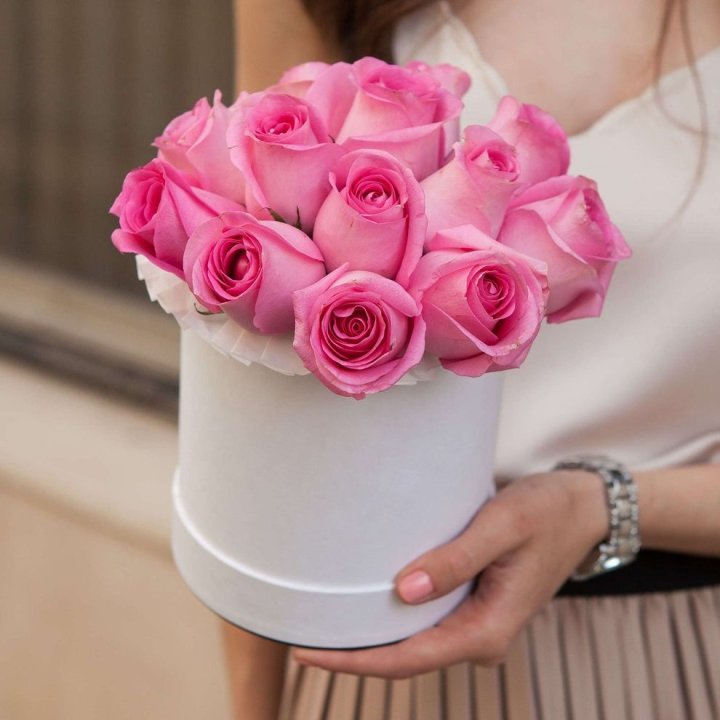 15 роз в боксе Кэтрин в Новочеркасске