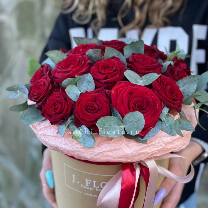 21 Красная роза в боксе №1 в Новочеркасске