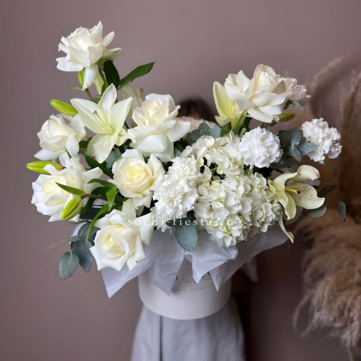 Цветочный бокс "Вайт дримс" в Новочеркасске