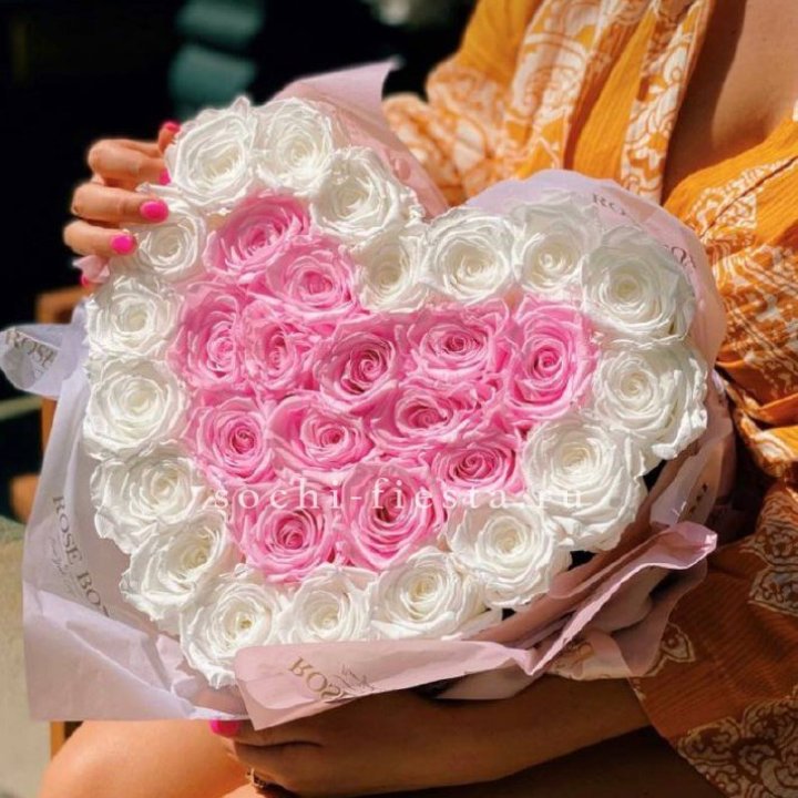 Бокс сердце с розами №2 в Новочеркасске