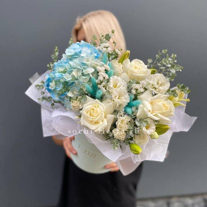 Цилиндр в голубых оттенках №1 в Новочеркасске