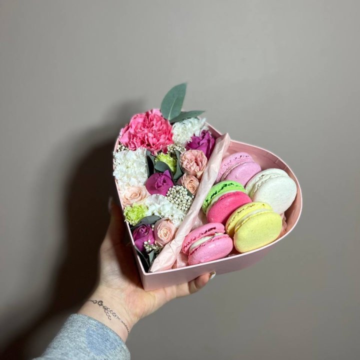 Дуо цветы и макаронсы в Новочеркасске