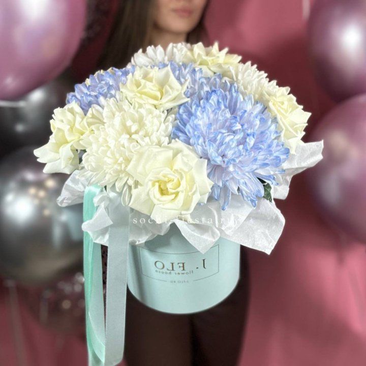 Коробка с цветами "Вольта" в Новочеркасске