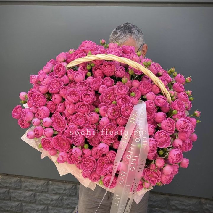 Корзина роз Мисти Баблс 151 в Новочеркасске