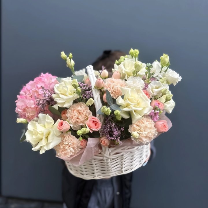 Цветочная корзина "Софтнес" в Новочеркасске