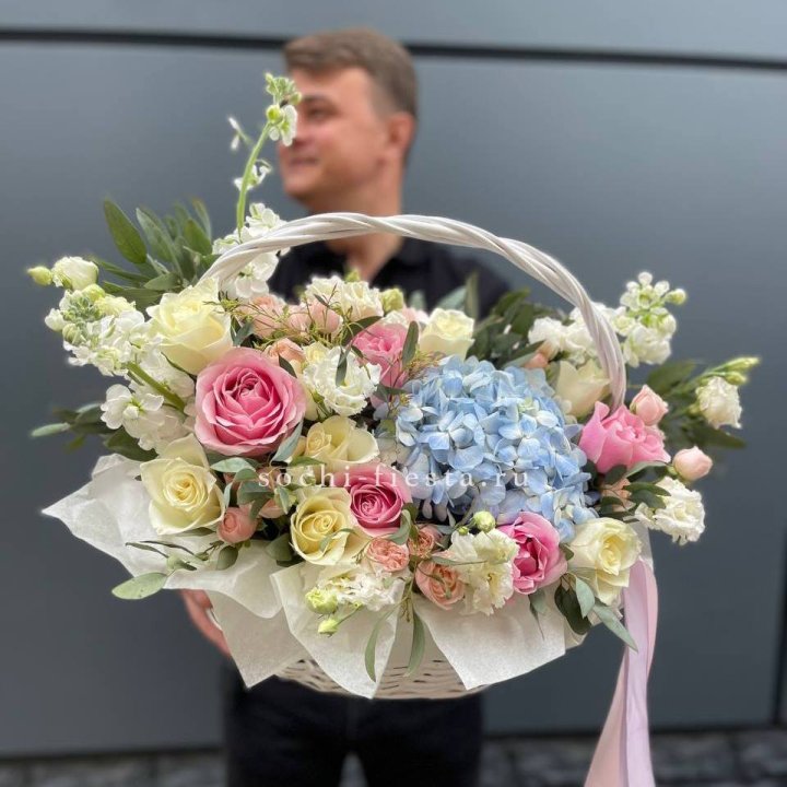 Авторская корзина "Аполинария" в Новочеркасске