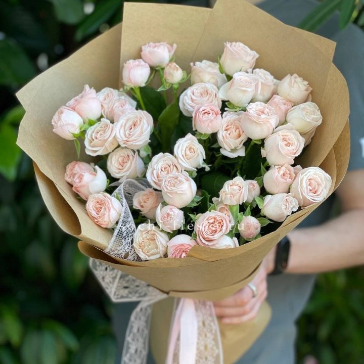 Кустовые розы букет №1 в Новочеркасске