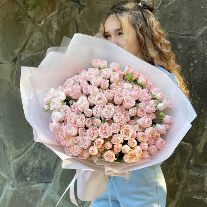 45 роза бомбастик Крем в Новочеркасске
