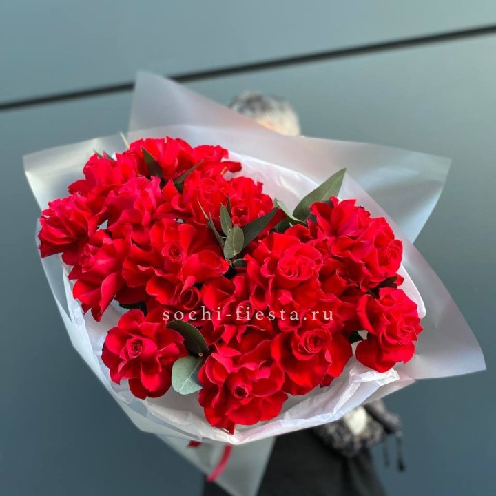 21 Красная французская роза в Новочеркасске