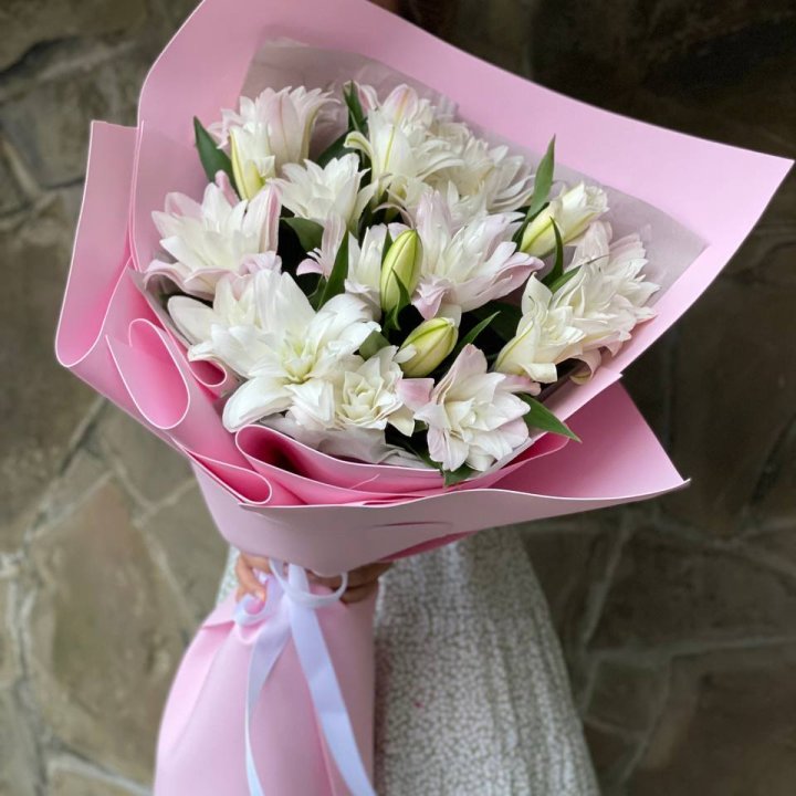 Букет пионовидных лилий №1 в Новочеркасске