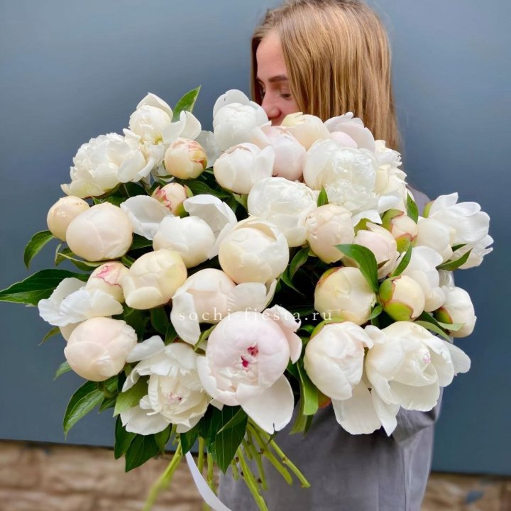 Охапка пионов в Новочеркасске