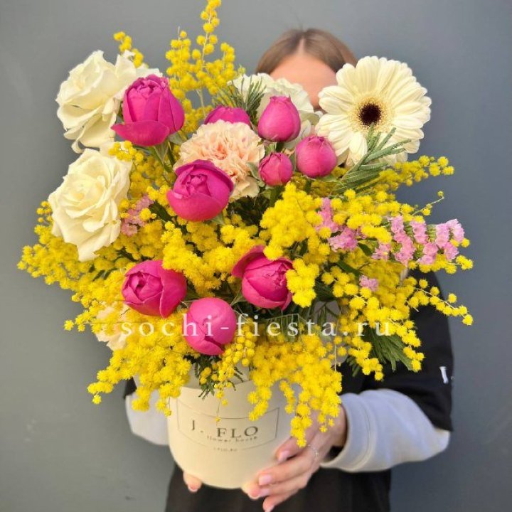 Цветы в боксе "Слобода" в Новочеркасске