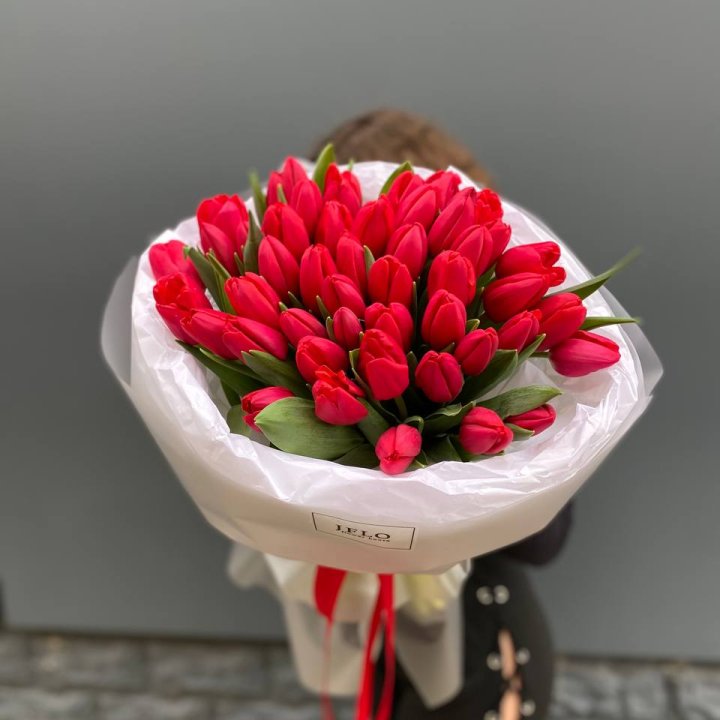 51 тюльпан "Любовь" в Новочеркасске