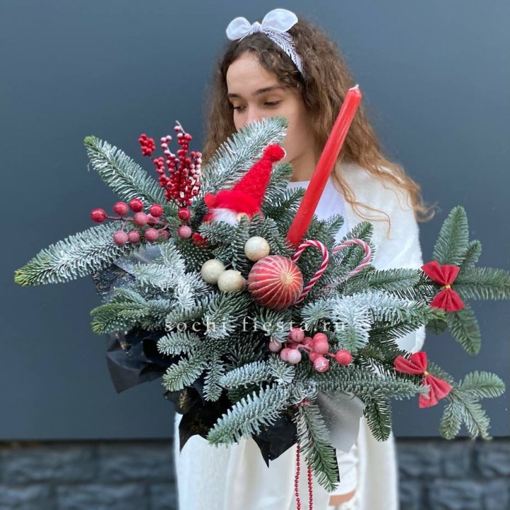Композиция в бокале красная в Новочеркасске
