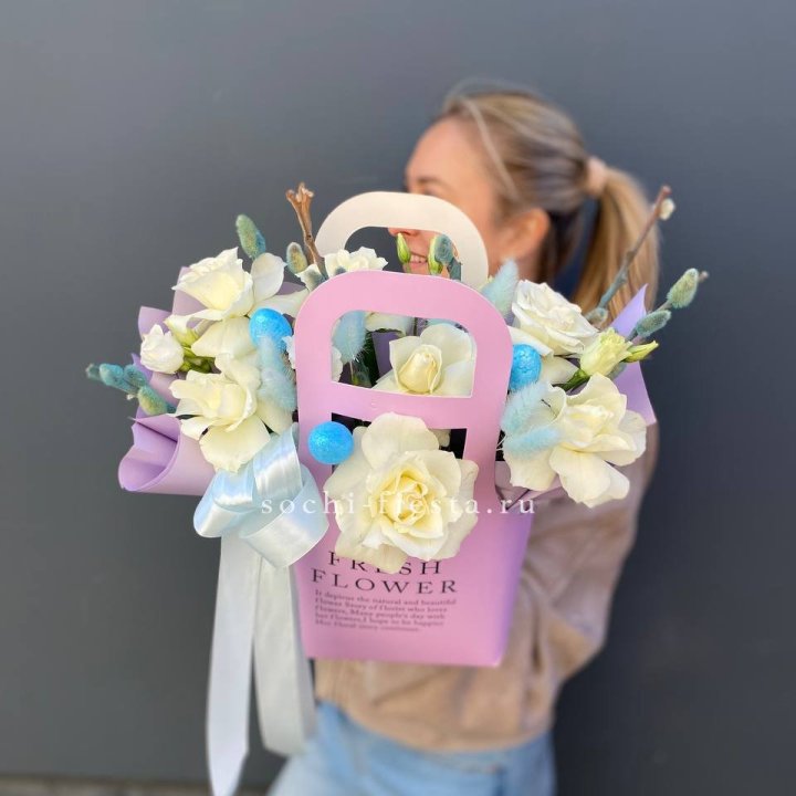 Цветочная сумочка "Пасхальная композиция" в Новочеркасске
