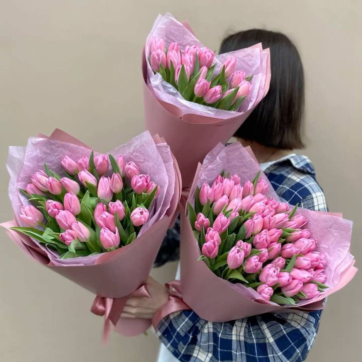 Букет розовых тюльпанов в Новочеркасске