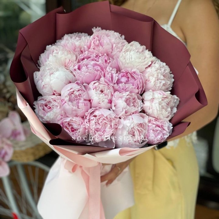 Букет 17 зефирных пионов в Новочеркасске