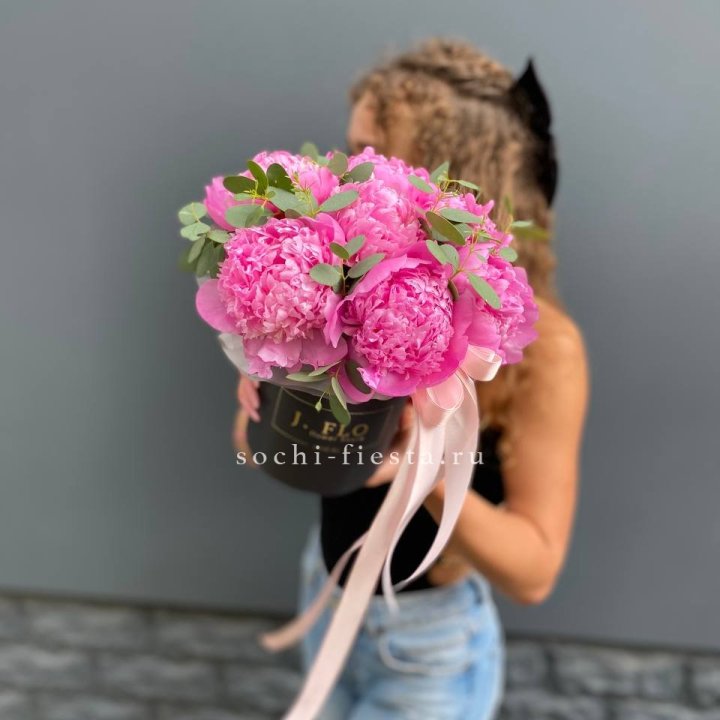 Дизайнерский цилиндр "Фломени" в Новочеркасске