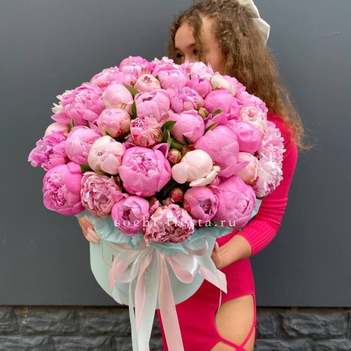 51 пион в цилиндре в Новочеркасске