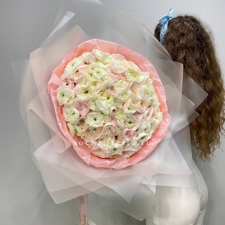 113 ранункулюсов  в Новочеркасске