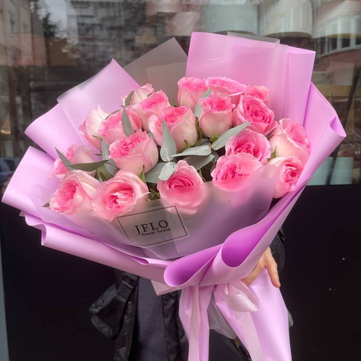  19 розовых роз в Новочеркасске