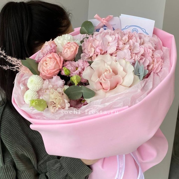 Авторский букет "Пинки" в Новочеркасске