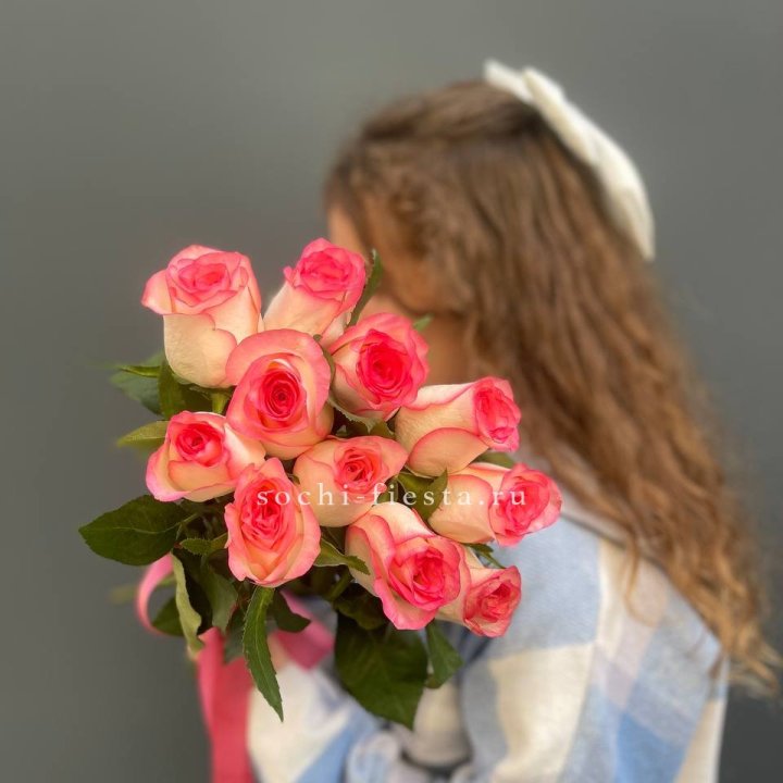 11 роз "Джумилия" в Новочеркасске