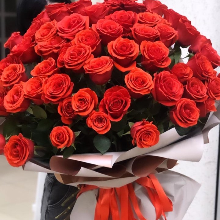 Букет высоких эквадорских роз  в Новочеркасске