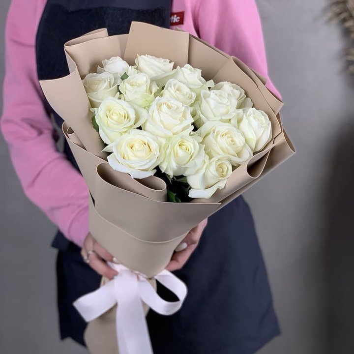 15 белых роз миракли в Новочеркасске