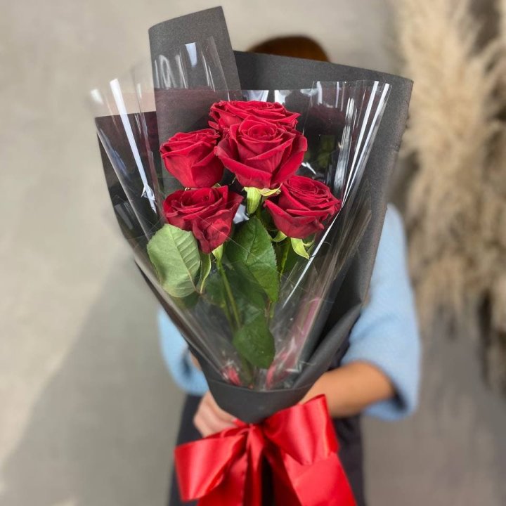 5 роз ред наоми в Новочеркасске