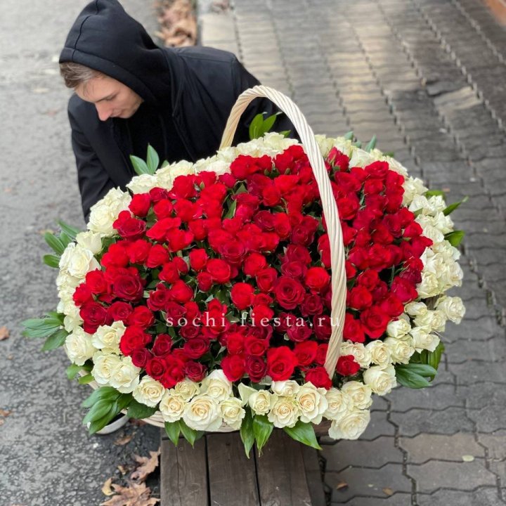 201  роза в корзине   в Новочеркасске