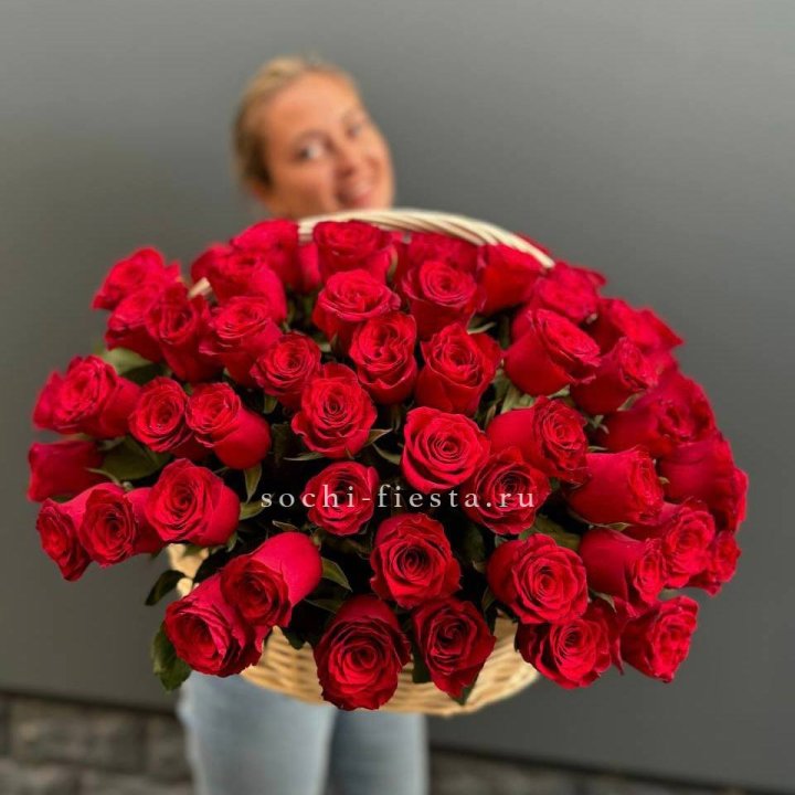 101 красная роза в корзине   в Новочеркасске