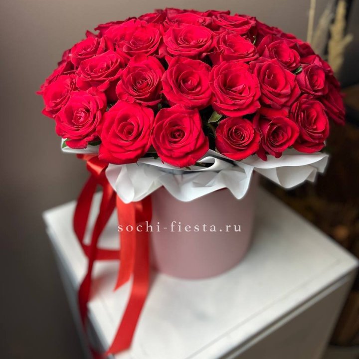 Красные розы 51шт  в коробке в Новочеркасске