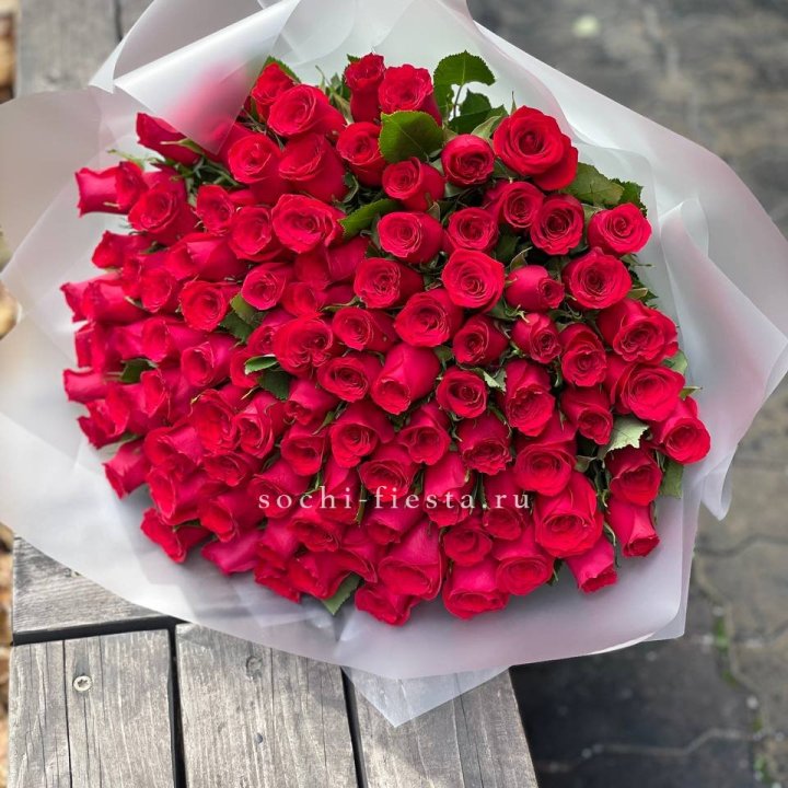 101 красная роза Лолита в Новочеркасске